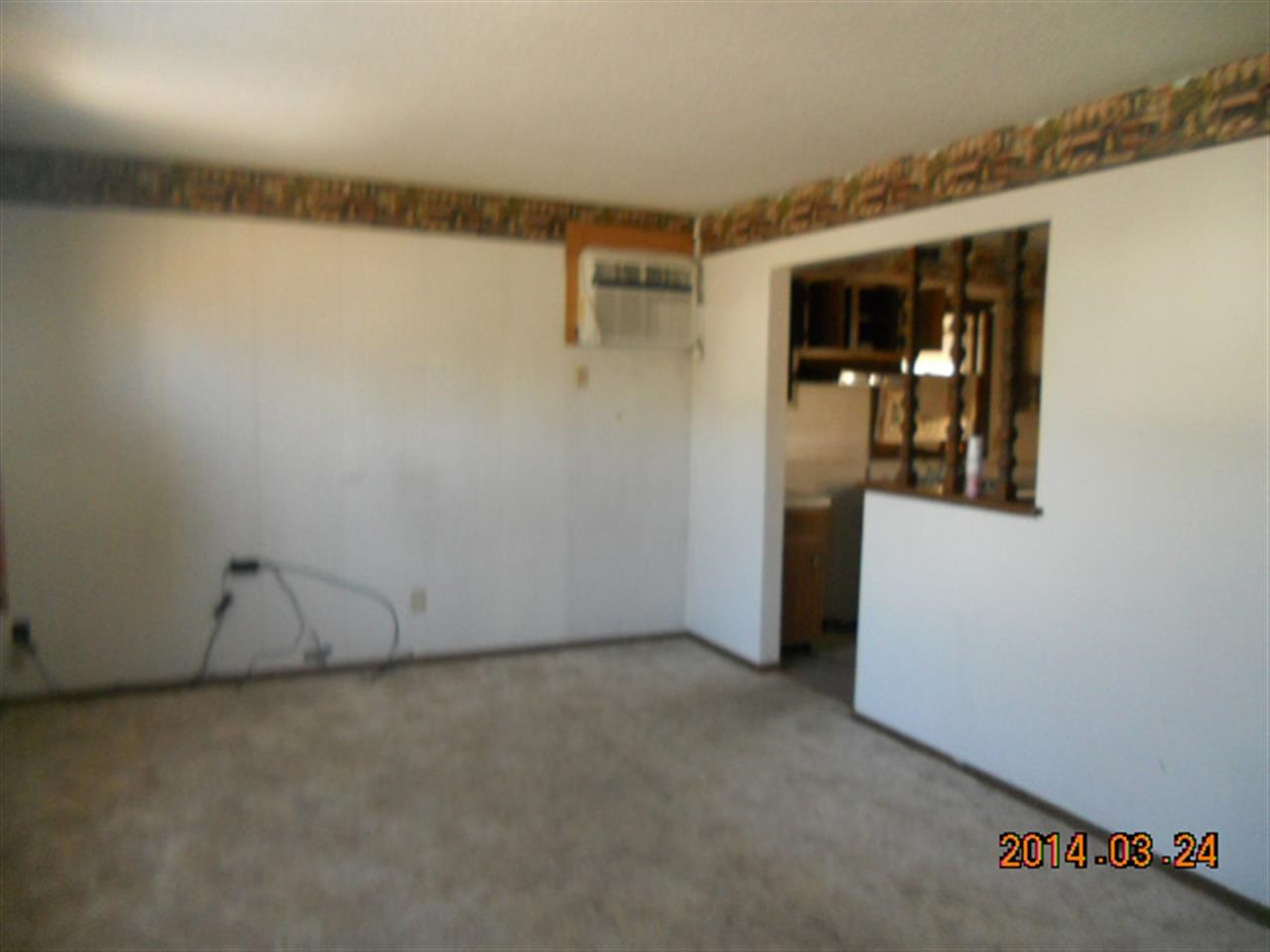 280 Hansford Street Carthage, IL 62321 - Photo 4 of 9