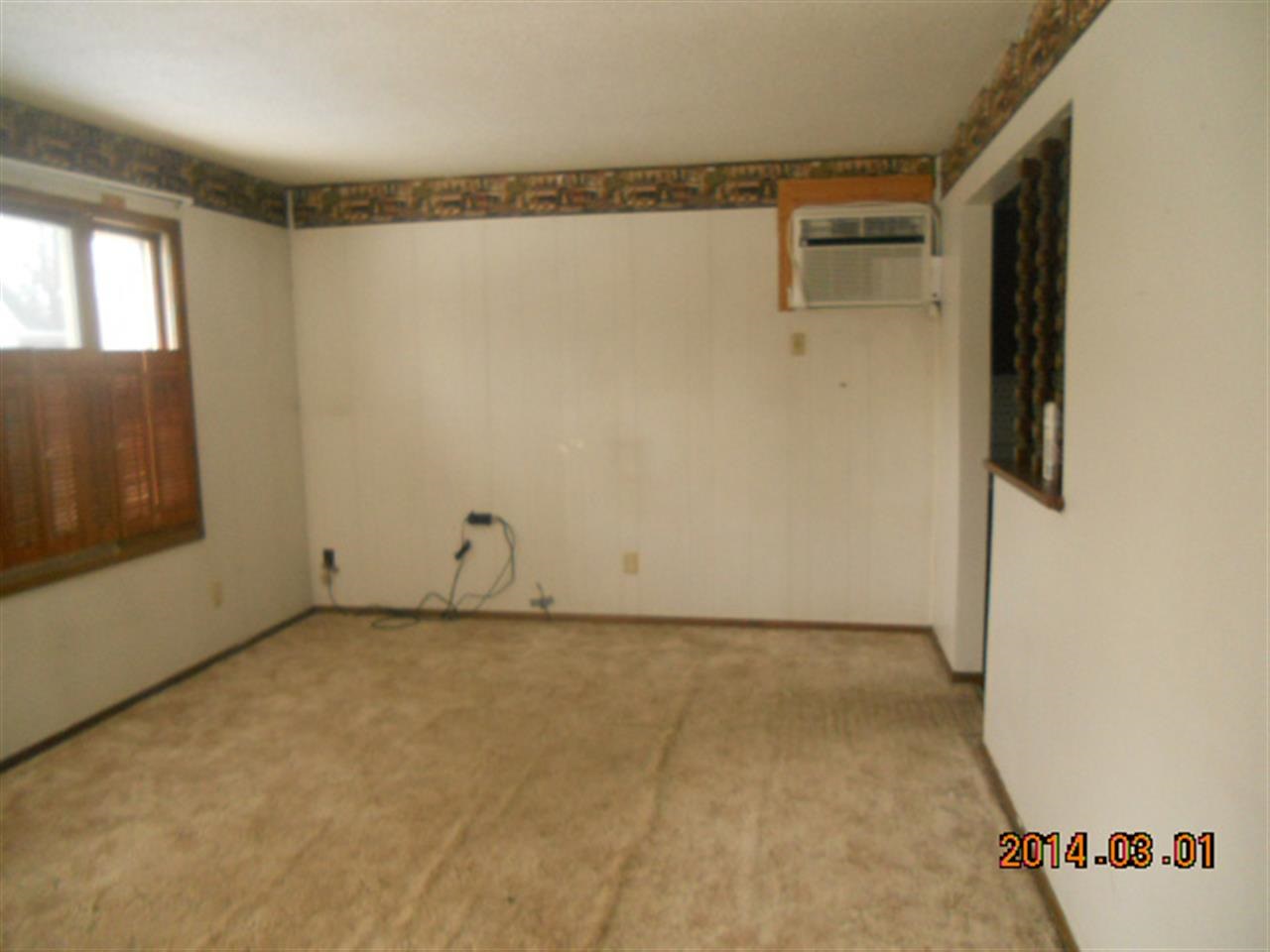 280 Hansford Street Carthage, IL 62321 - Photo 5 of 9