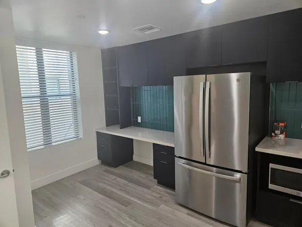 $2,450 | 283 South Roosevelt Street, Tempe, AZ 85281