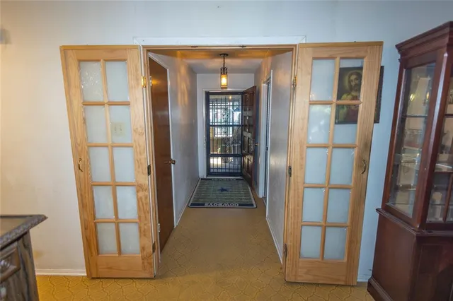 $292,000 | 809 Lomo Street, Fort Worth, TX 76110