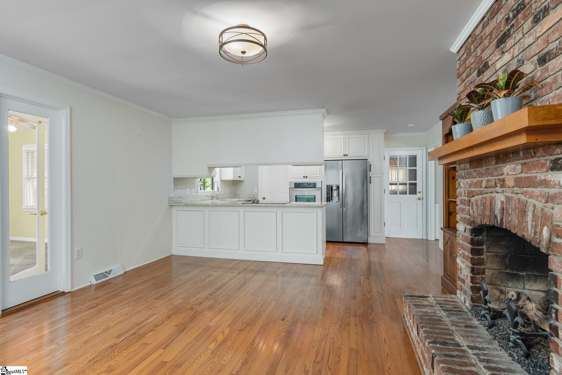743 Richbourg Road Greenville, SC 29615 - Photo 13 of 31 Gallery Image 13