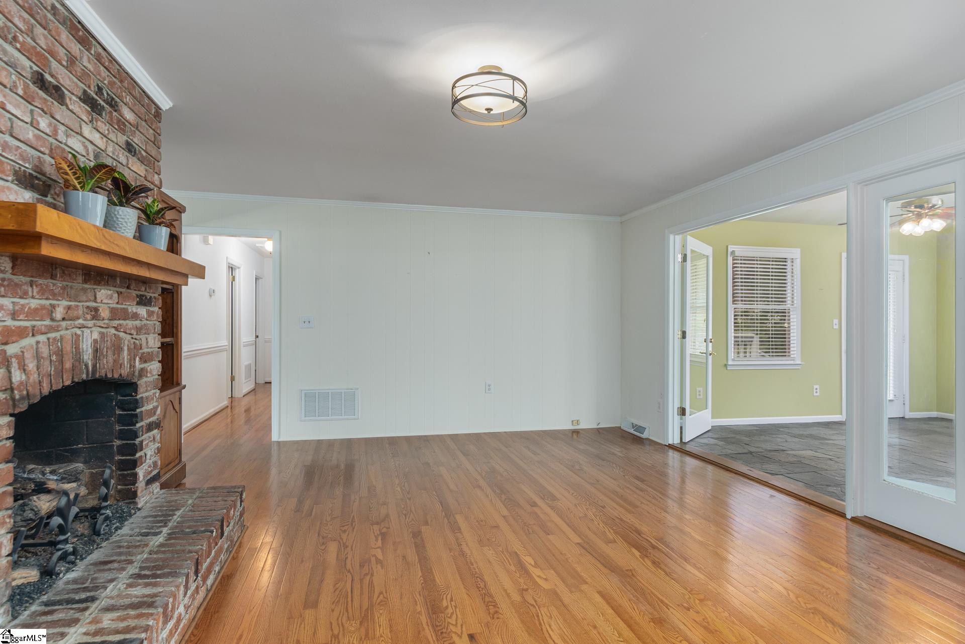 743 Richbourg Road Greenville, SC 29615 - Photo 14 of 31 Gallery Image 14