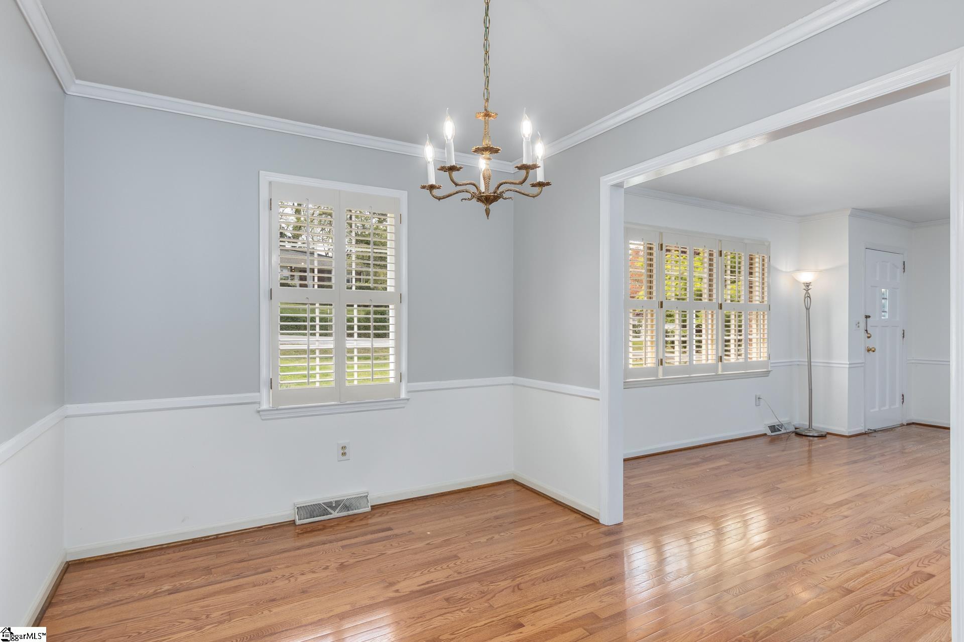 743 Richbourg Road Greenville, SC 29615 - Photo 7 of 31 Gallery Image 7
