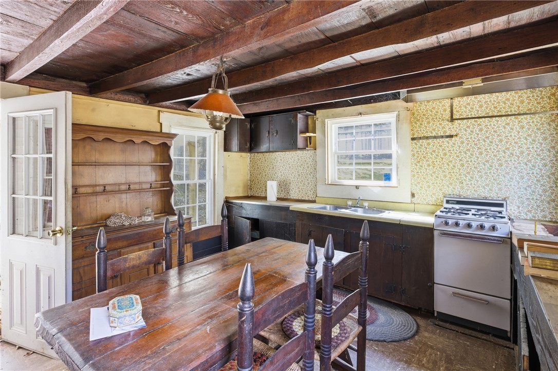 441 Franklin Road Coventry, RI 02816 - Photo 13 of 43