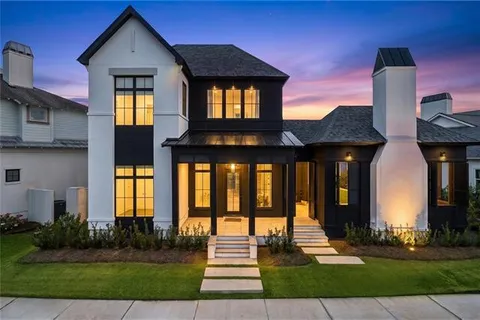 $889,000 | 420 Melrose Avenue, Covington, LA 70433
