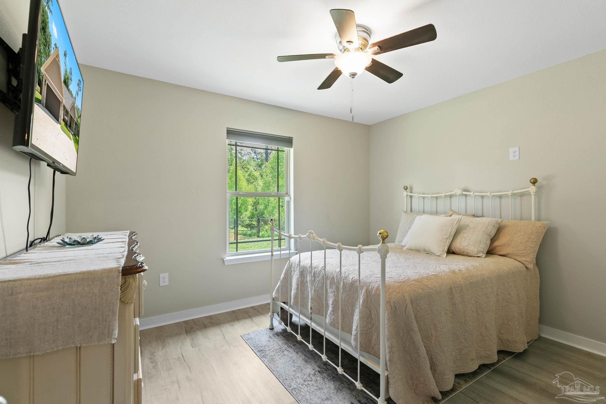 4942 Guernsey Road Pace, FL 32571 - Photo 18 of 27