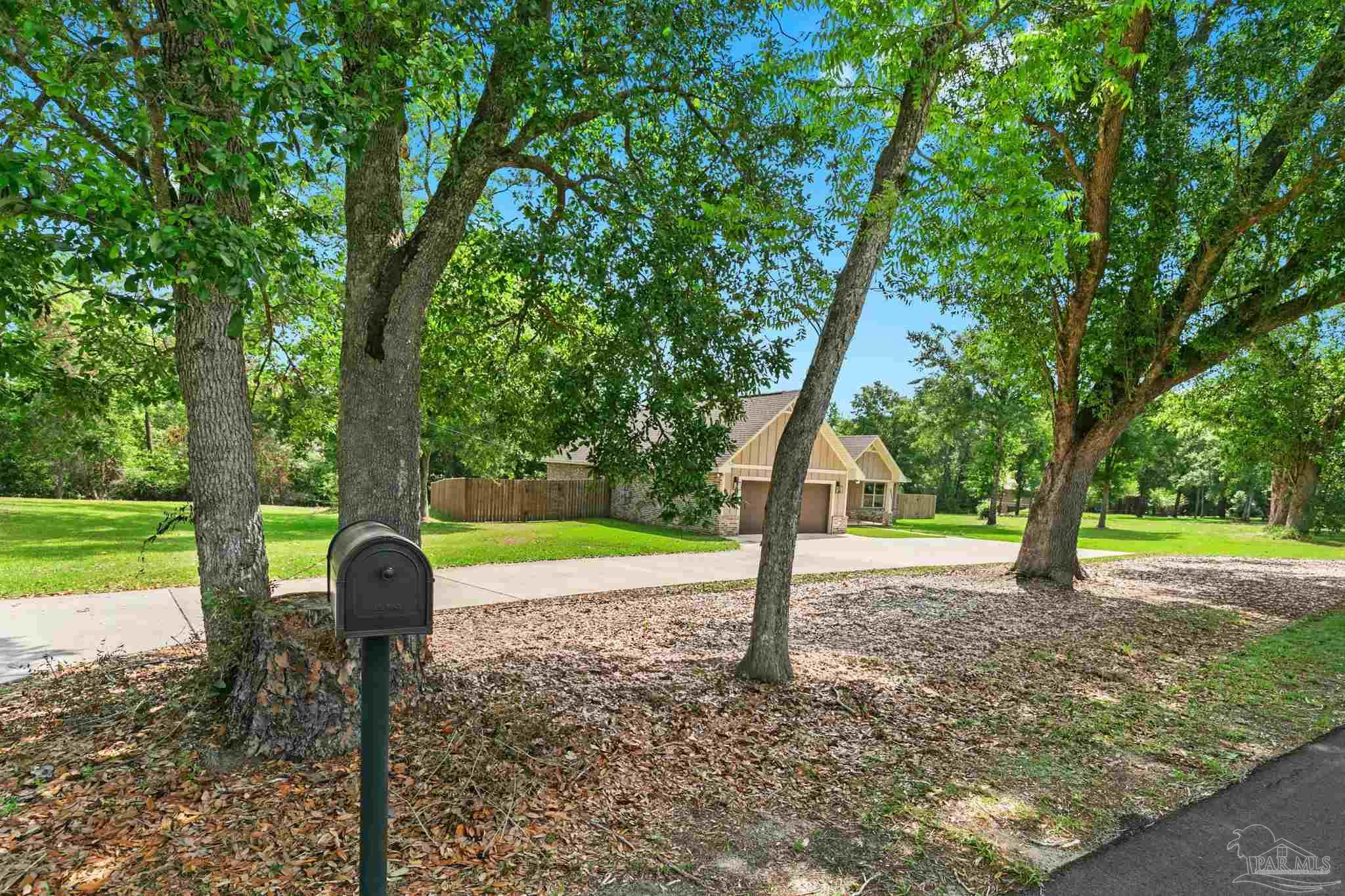 4942 Guernsey Road Pace, FL 32571 - Photo 3 of 27