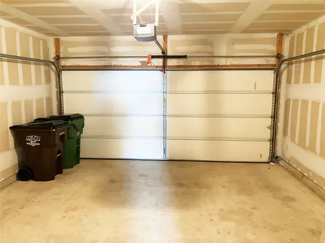 a view of a garage