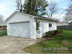 90 Radcliff Road Springfield, IL 62703 - Photo 8 of 9
