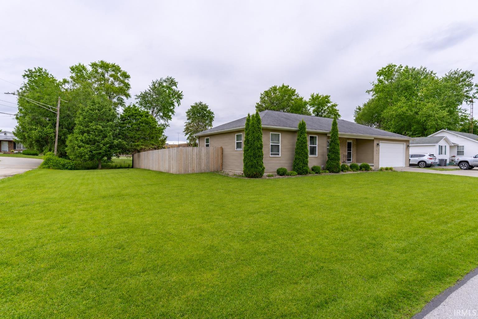 705 Brett Cabel Road Washington, IN 47501 - Photo 3 of 36