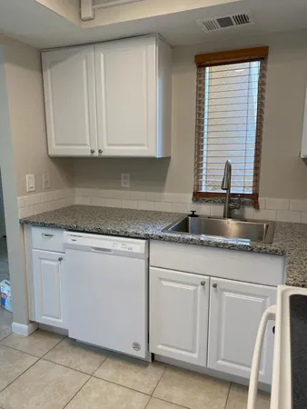 $1,750 | 1536 Southeast Royal Green Circle, Unit 101, Port St. Lucie, FL 34952
