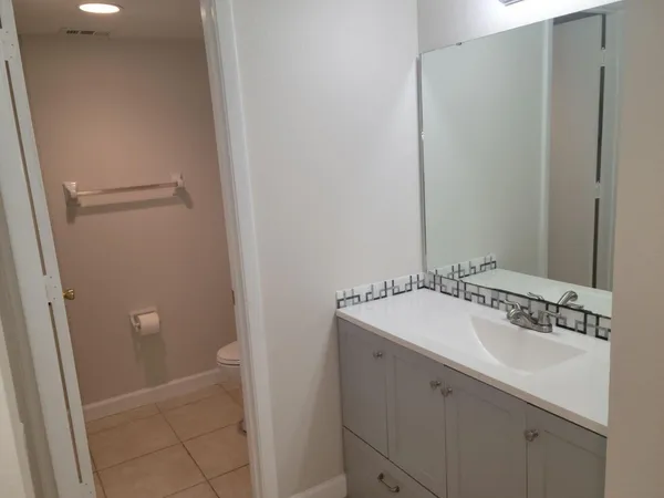 $1,750 | 1536 Southeast Royal Green Circle, Unit 101, Port St. Lucie, FL 34952