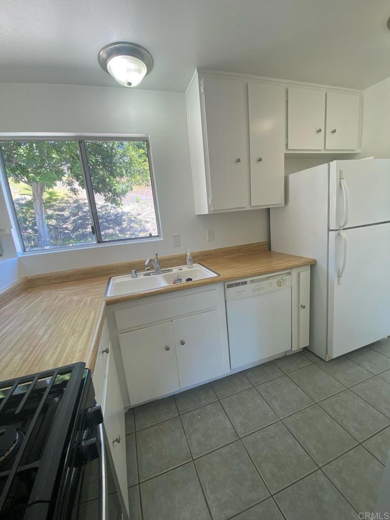 4734 Rim Rock Road Oceanside, CA 92056 - Photo 10 of 24