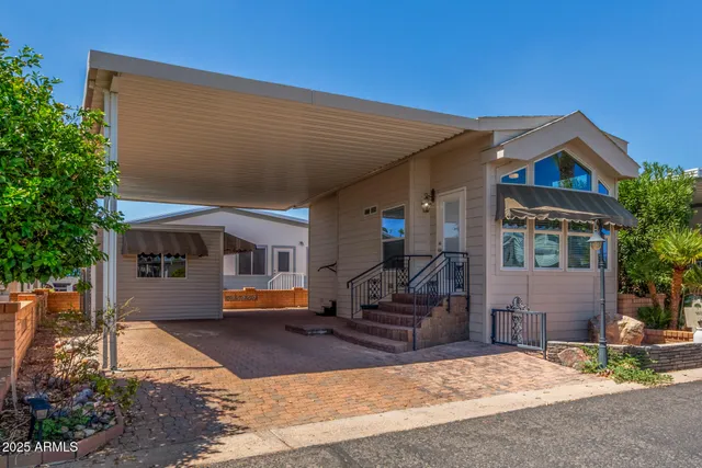 $179,900 | 111 South Greenfield Road, Unit 163, Mesa, AZ 85206