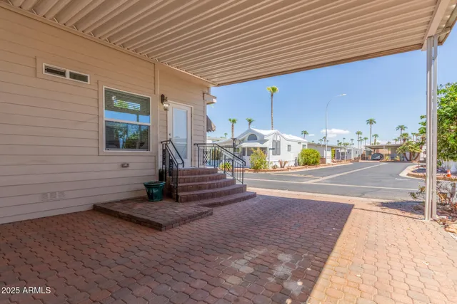 $179,900 | 111 South Greenfield Road, Unit 163, Mesa, AZ 85206