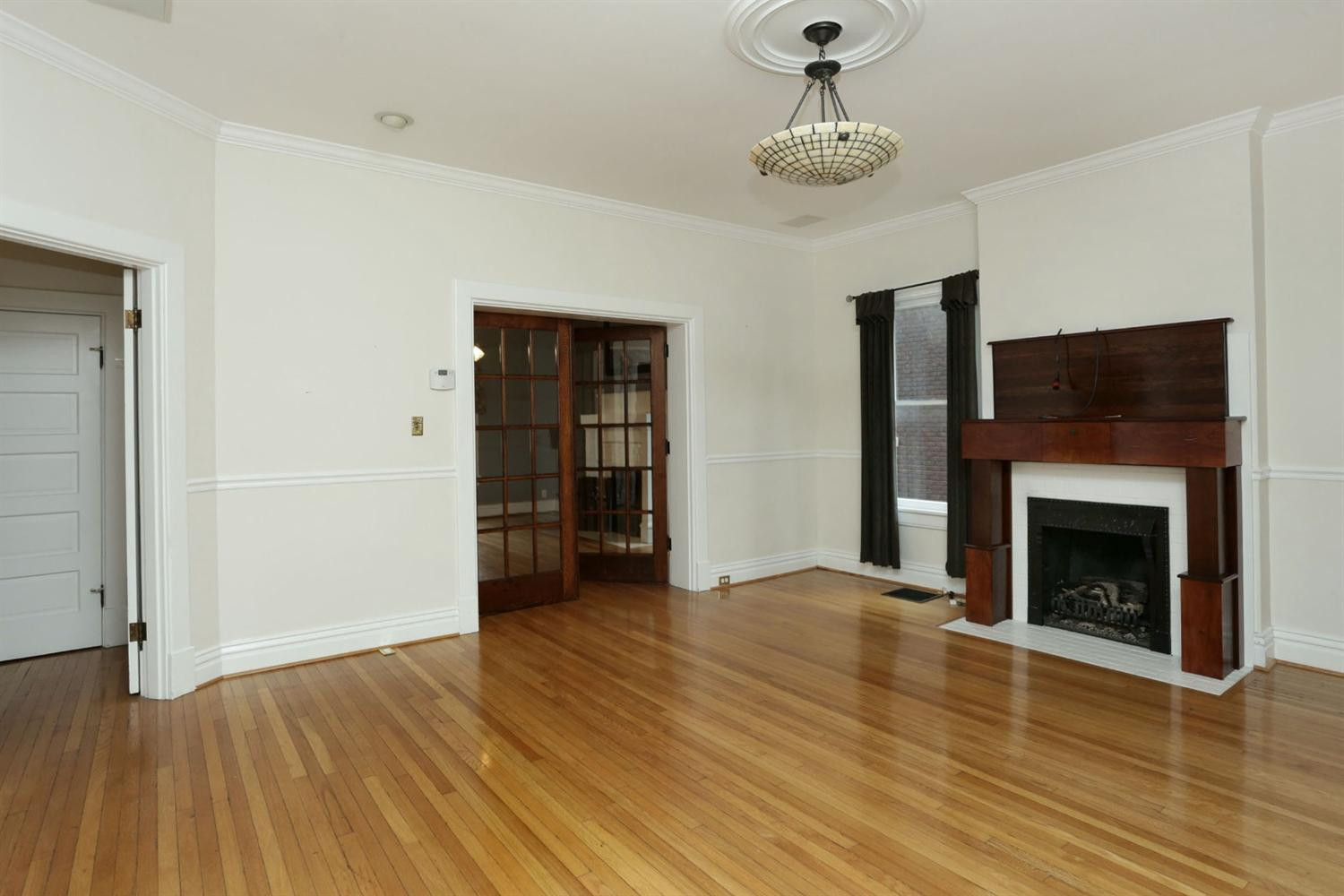 1131 Richmond Road Lexington, KY 40502 - Photo 4 of 36 Photo 4