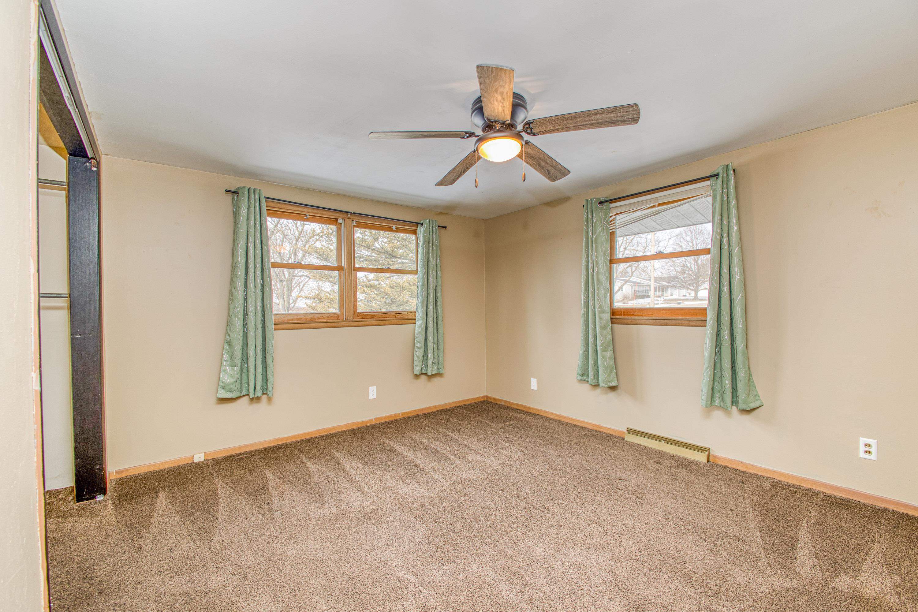 806 Driver Street Darlington, WI 53530 - Photo 14 of 35