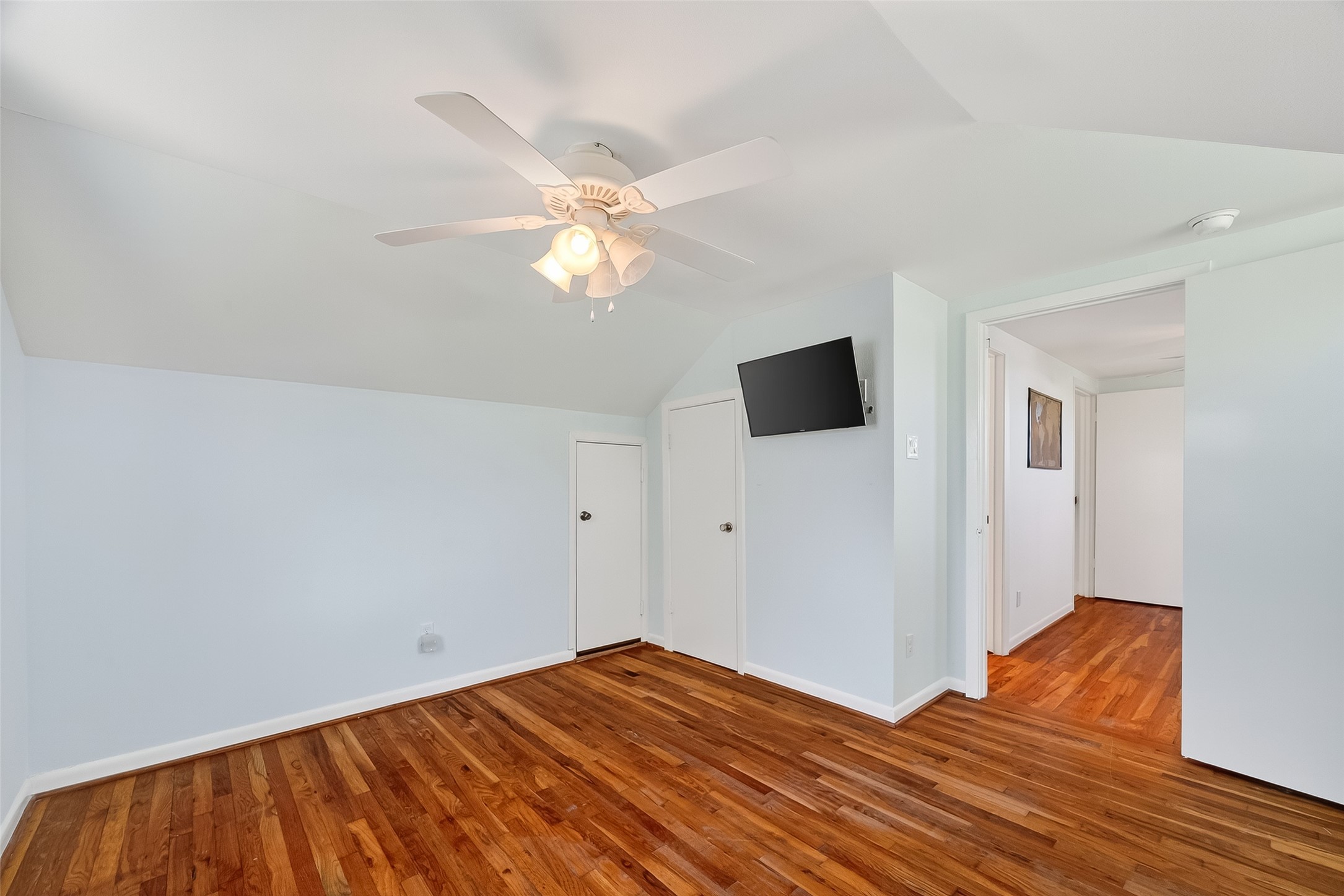 180 Grove Road Kemah, TX 77565 - Photo 30 of 50 a view of empty room with wooden floor