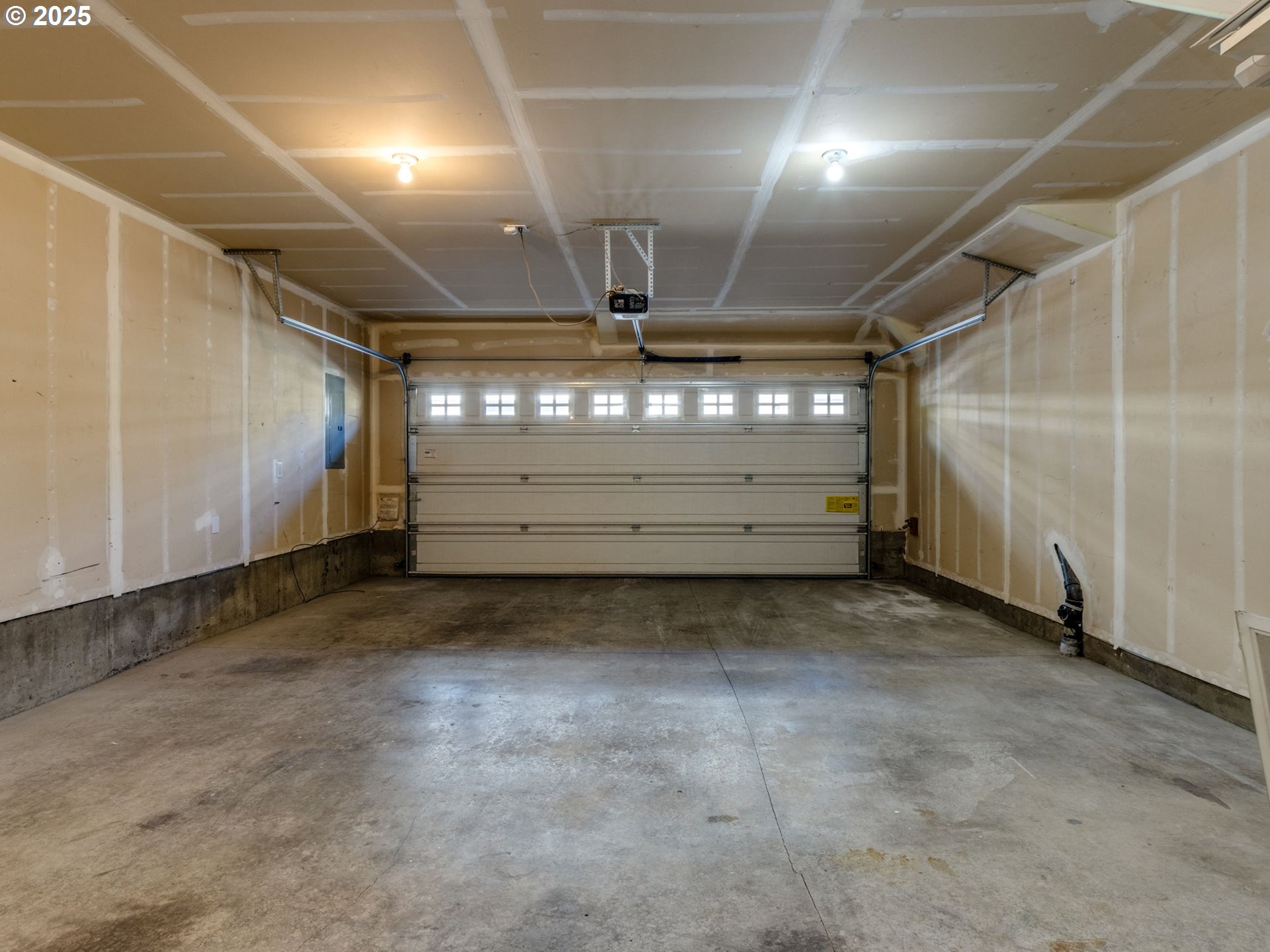 11656 Southwest Auklet Loop Beaverton, OR 97007 - Photo 36 of 40