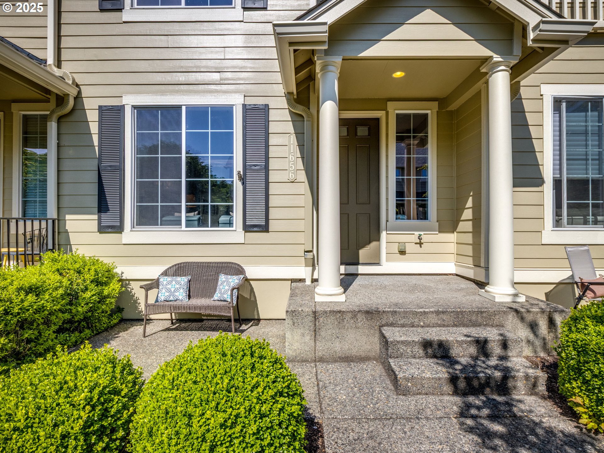 11656 Southwest Auklet Loop Beaverton, OR 97007 - Photo 4 of 40