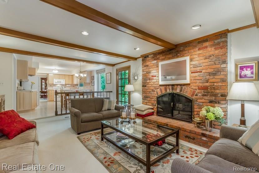 30067 Fox Grove Road Farmington Hills, MI 48334 - Photo 7 of 29