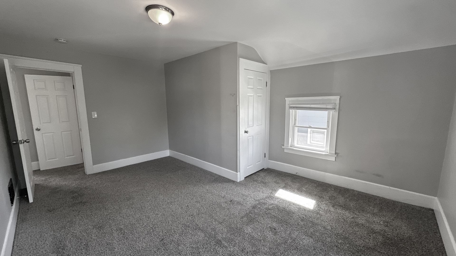 453 Addison Street Elgin, IL 60120 - Photo 11 of 19