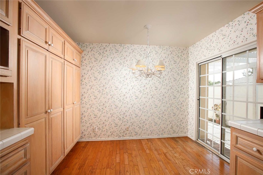 1029 Cornell Drive Burbank, CA 91504 - Photo 16 of 62 Breakfast area