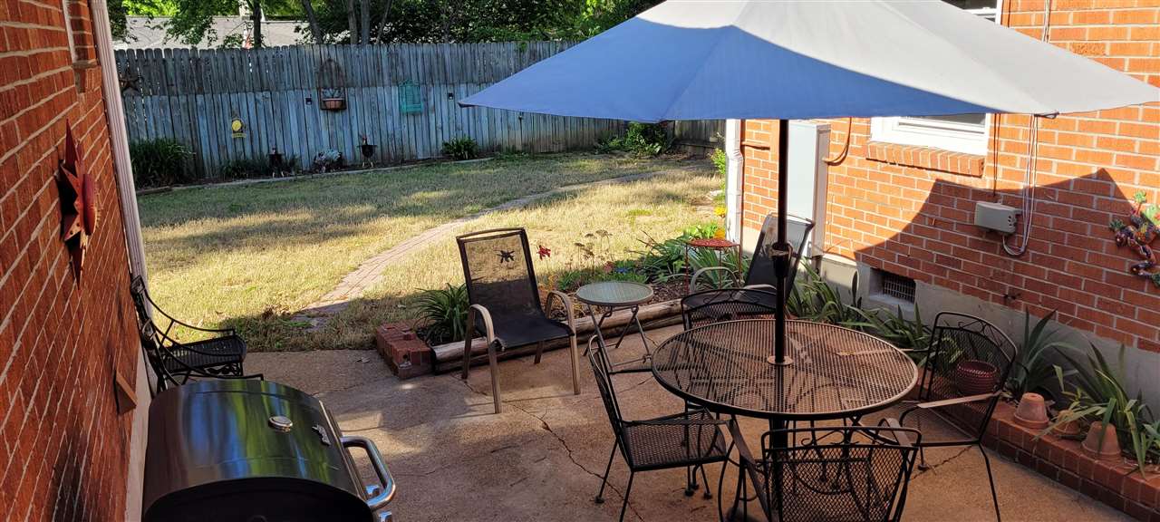 807 Waring Road Memphis, TN 38122 - Photo 2 of 19 Gallery Image 2