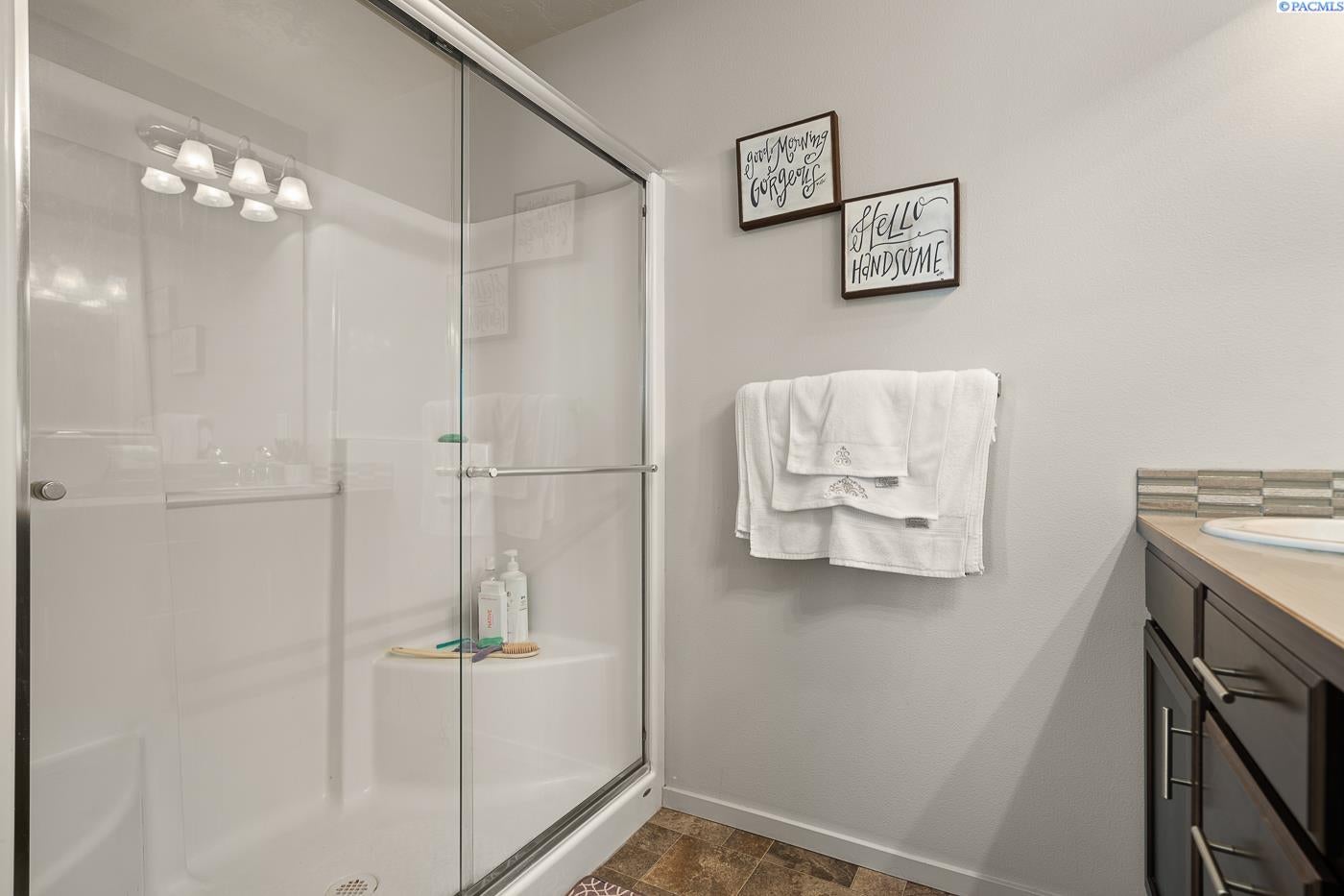 5901 Ramus Lane Pasco, WA 99301 - Photo 23 of 28 Gallery Image 23