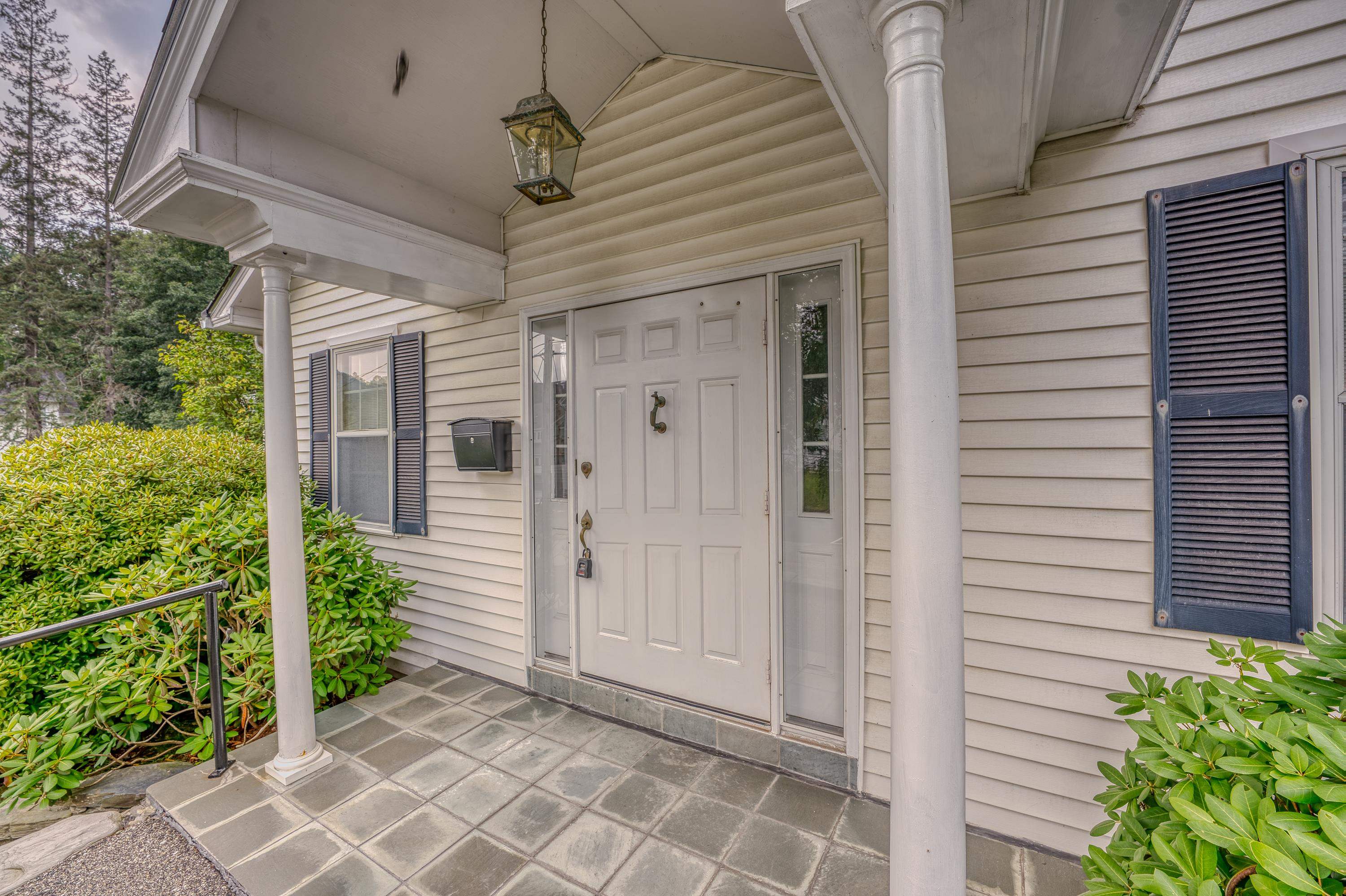 188 Cottage Street Littleton, NH 03561 - Photo 15 of 45