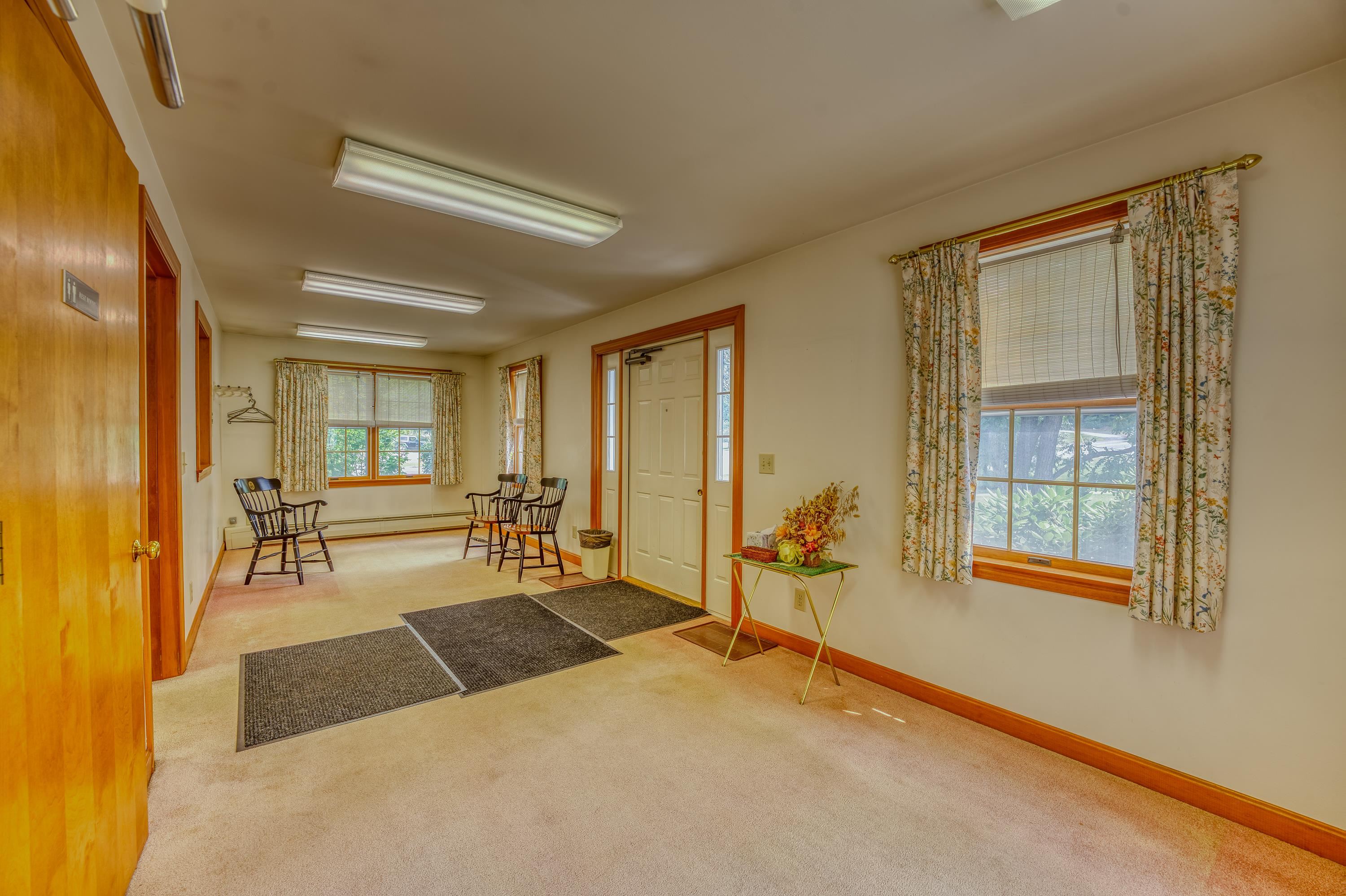 188 Cottage Street Littleton, NH 03561 - Photo 16 of 45
