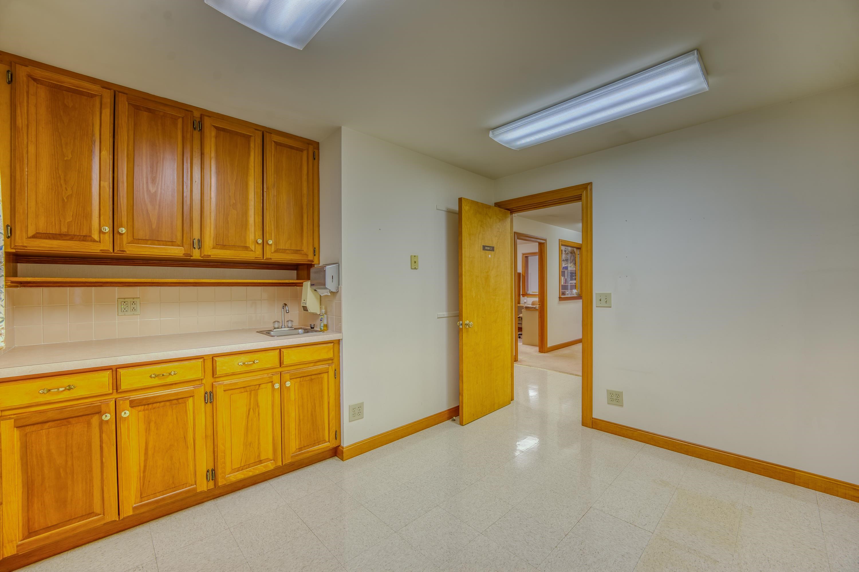 188 Cottage Street Littleton, NH 03561 - Photo 23 of 45