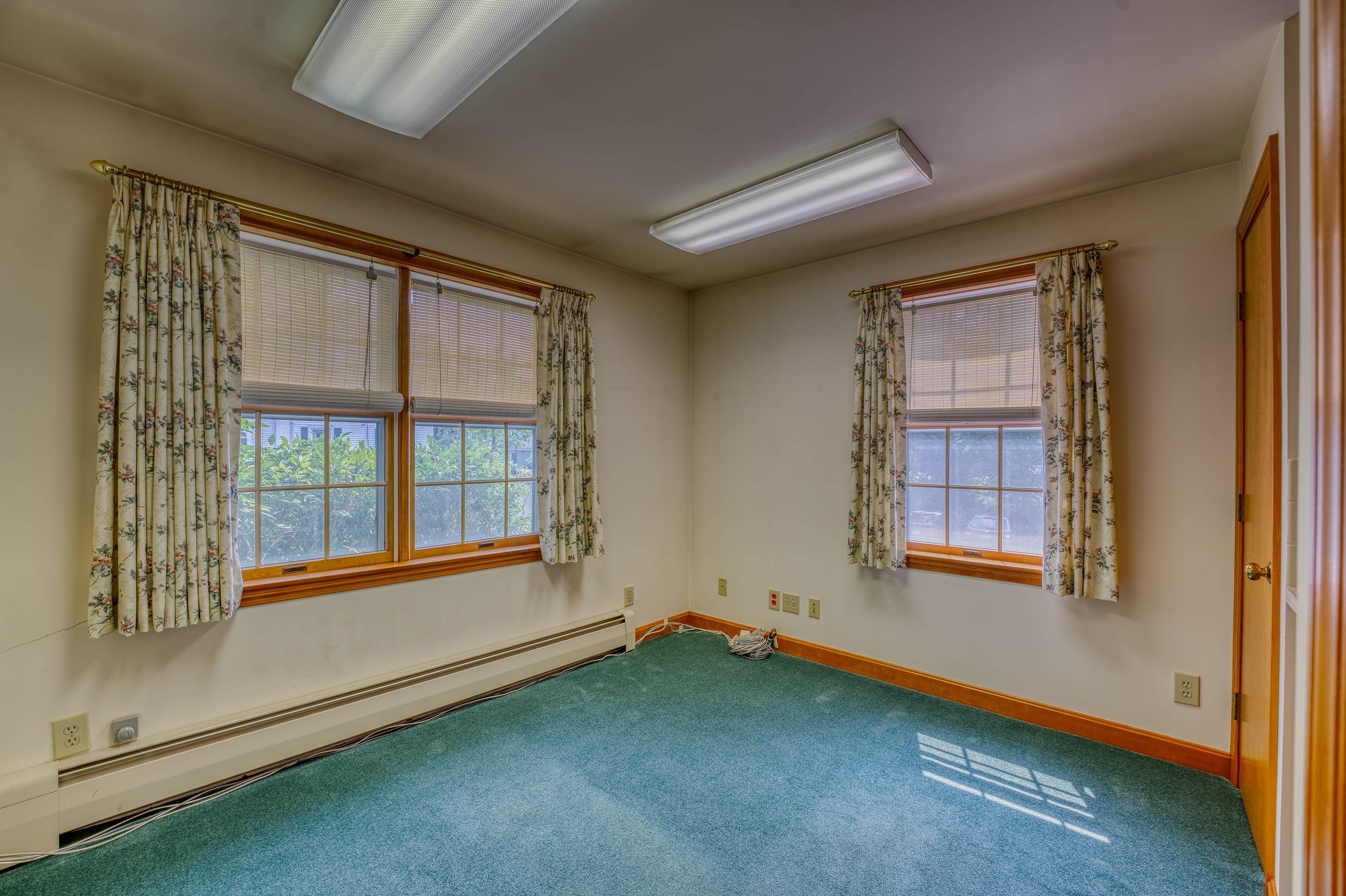 188 Cottage Street Littleton, NH 03561 - Photo 34 of 45