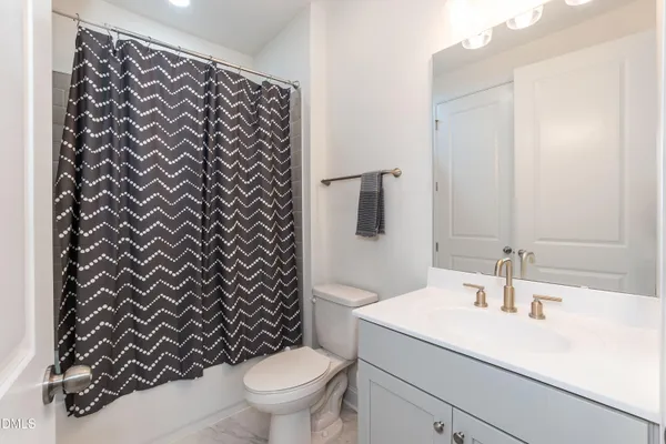 $2,495 | 124 Clapper Lane, Holly Springs, NC 27540