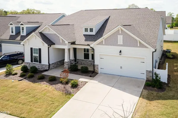 $2,495 | 124 Clapper Lane, Holly Springs, NC 27540