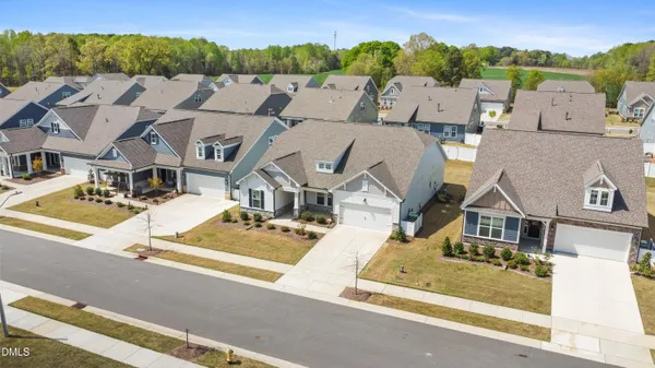 $2,495 | 124 Clapper Lane, Holly Springs, NC 27540