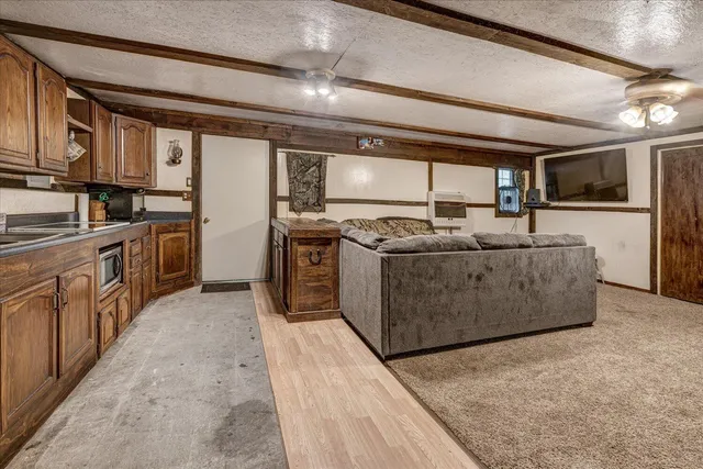 $274,900 | 5750 Wood School Road, Freeport, MI 49325