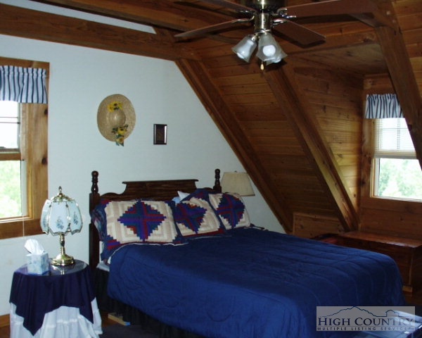 6535 Summit Road Purlear, NC 28665 - Photo 11 of 25 Gallery Image 11