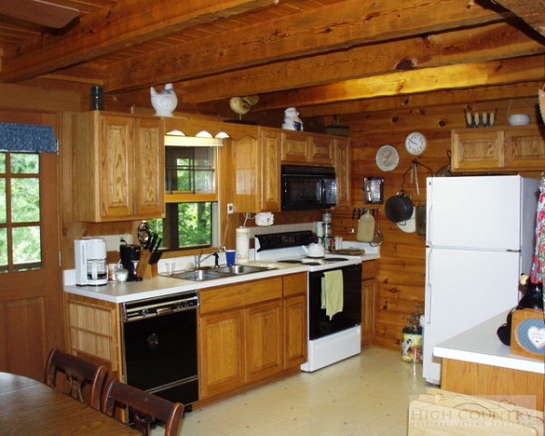 6535 Summit Road Purlear, NC 28665 - Photo 18 of 25 Gallery Image 18