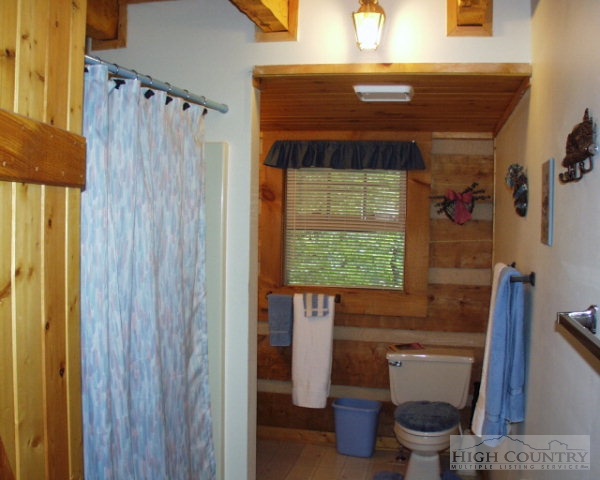6535 Summit Road Purlear, NC 28665 - Photo 7 of 25 Gallery Image 7