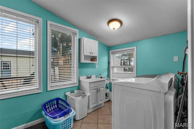 $342,500 | 306 Cleo Street, Perryville, MO 63775