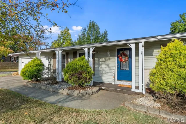 $342,500 | 306 Cleo Street, Perryville, MO 63775