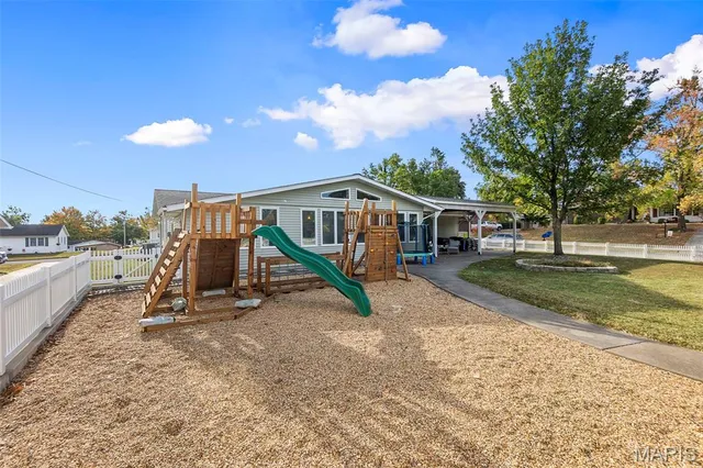 $342,500 | 306 Cleo Street, Perryville, MO 63775