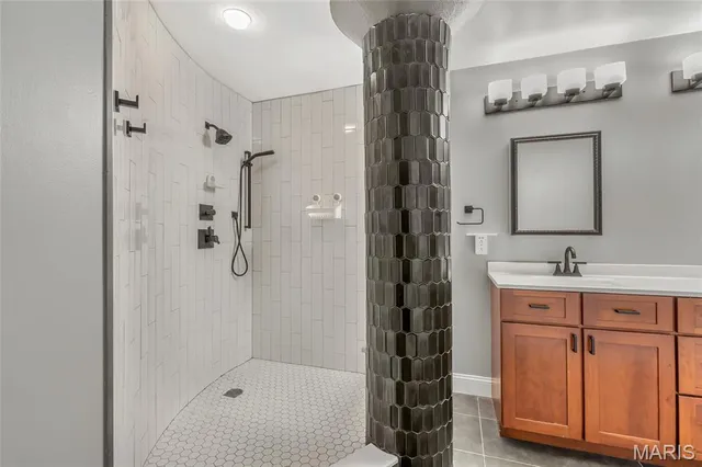 $320,000 | 4901 Washington Boulevard, Unit 4B, St. Louis, MO 63108