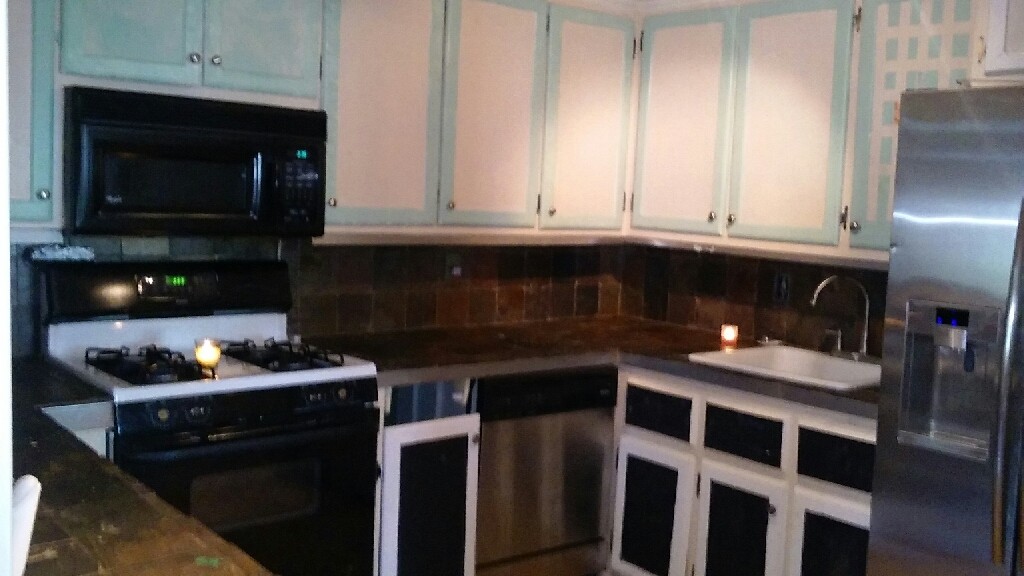 286 Burnham Road Lowell, MA 01852 - Photo 2 of 3 Gallery Image 2