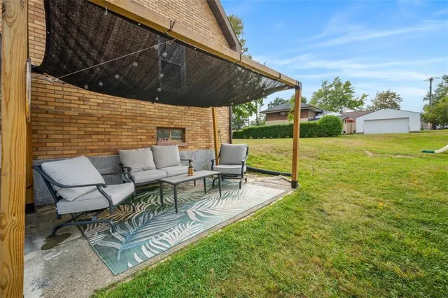 $224,900 | 1199 Marshall Road, Monaca, PA 15061