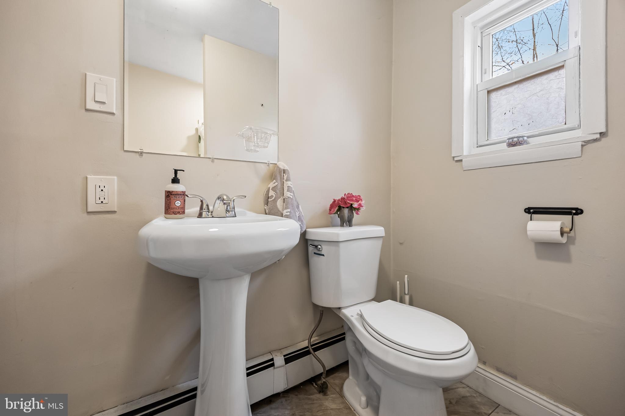 26 East Phoenix Avenue Lawnside, NJ 08045 - Photo 19 of 37