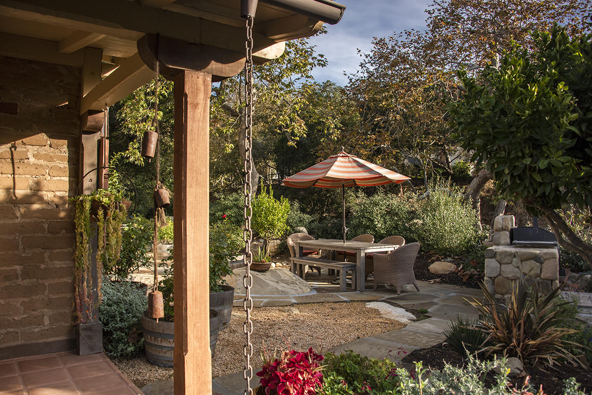 2960 Torito Road Santa Barbara, CA 93108 - Photo 16 of 18 Side Yard