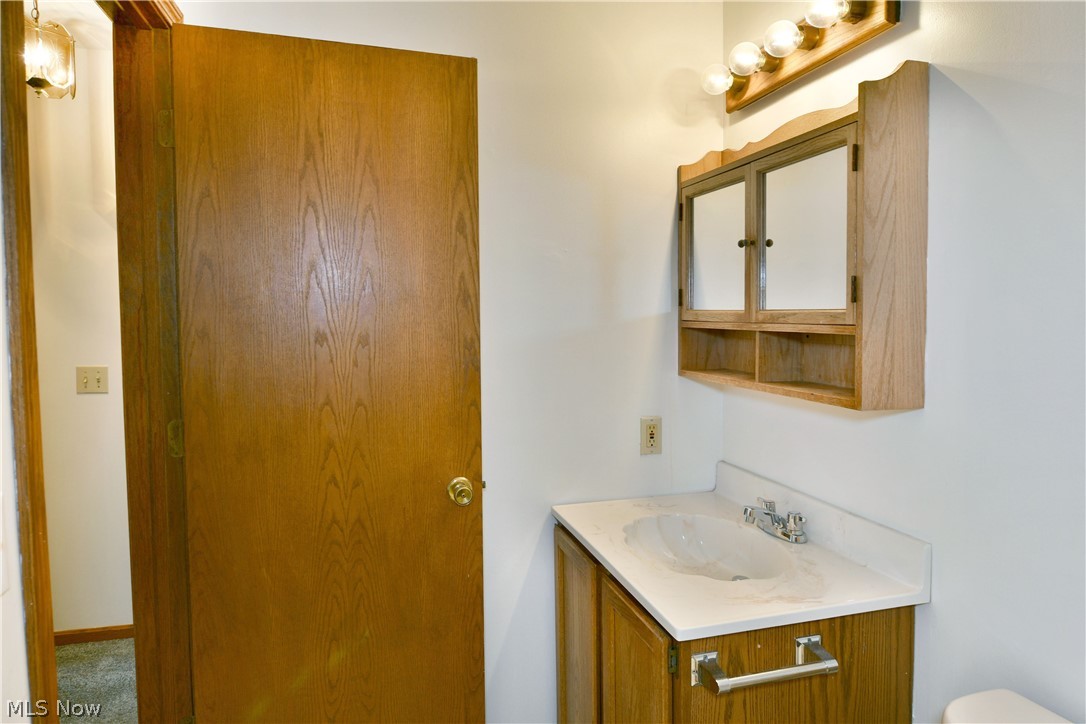 2237 Cadwallader-Sonk Road, Unit A Cortland, OH 44410 - Photo 39 of 50
