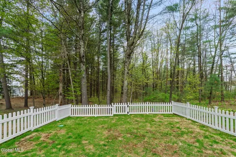 $299,900 | 78 Old Mill Lane, Queensbury, NY 12804